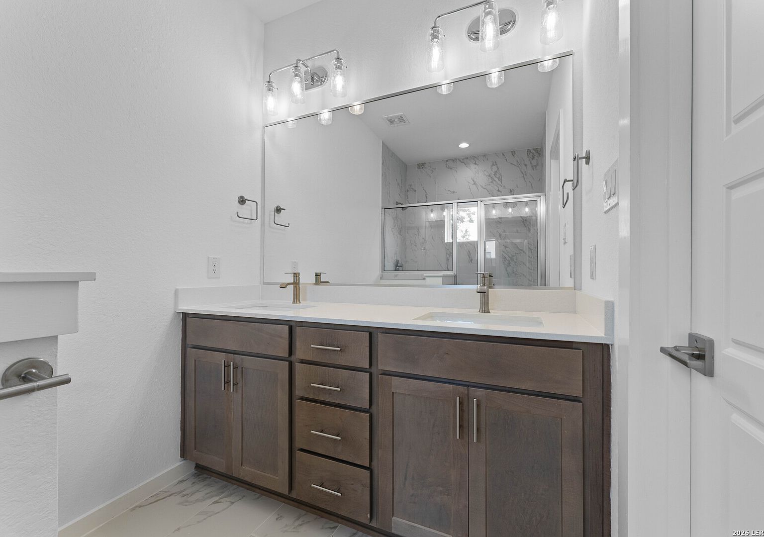 323/319 Howard St San Antonio, TX 78212 | Multi Family