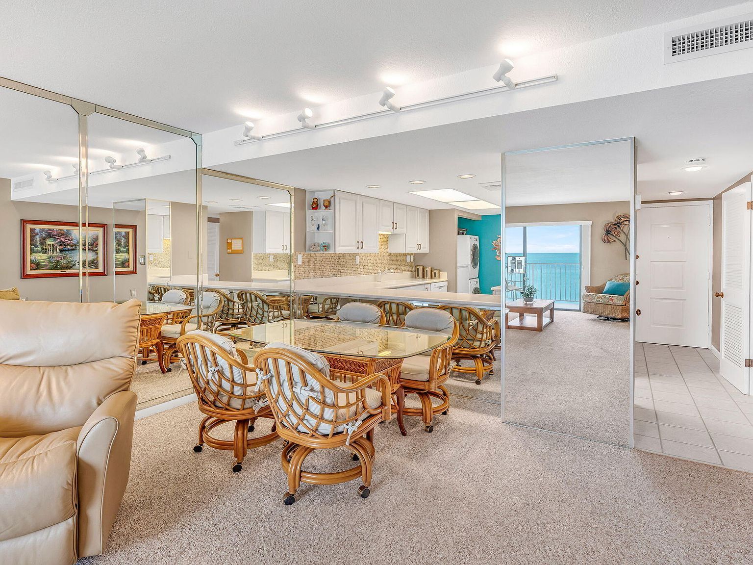 201 E Ocean Dr #1-308 Key Colony Beach, FL 33051 | Condominium