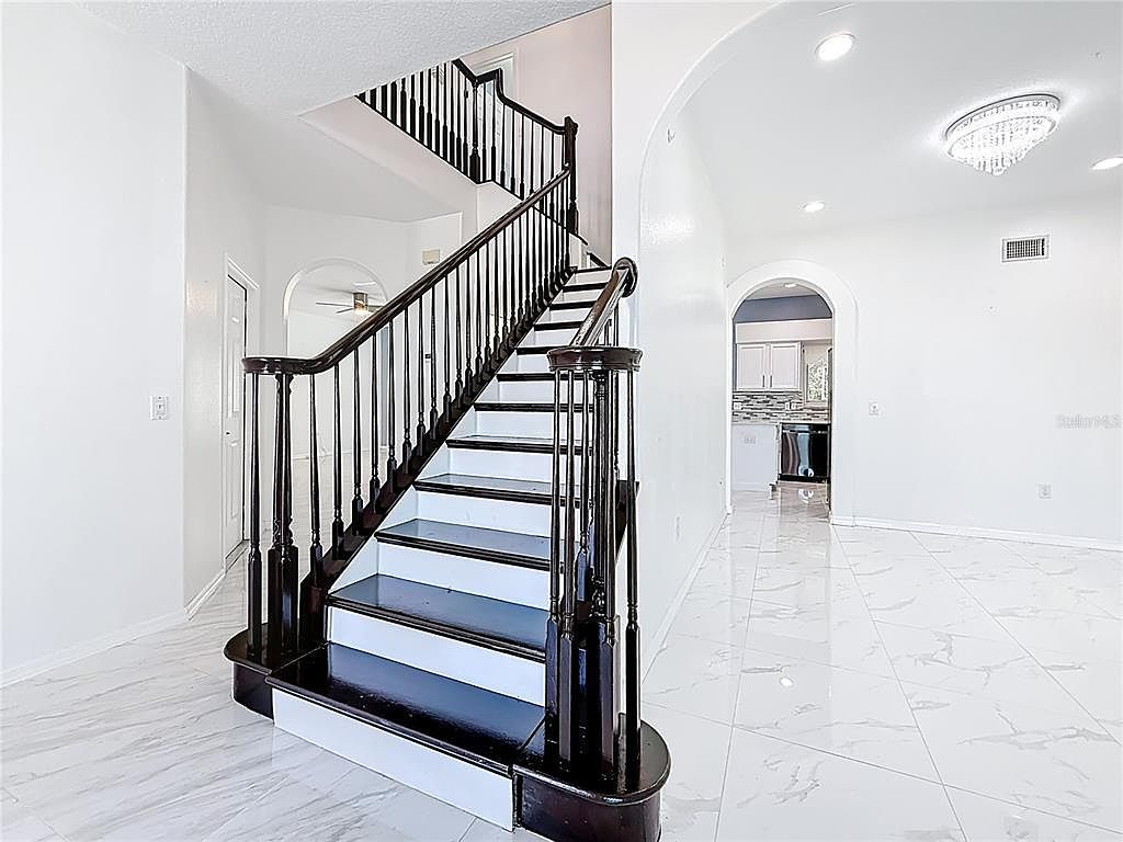 380 Rosalind Ln Oldsmar, FL 34677  | Single Family