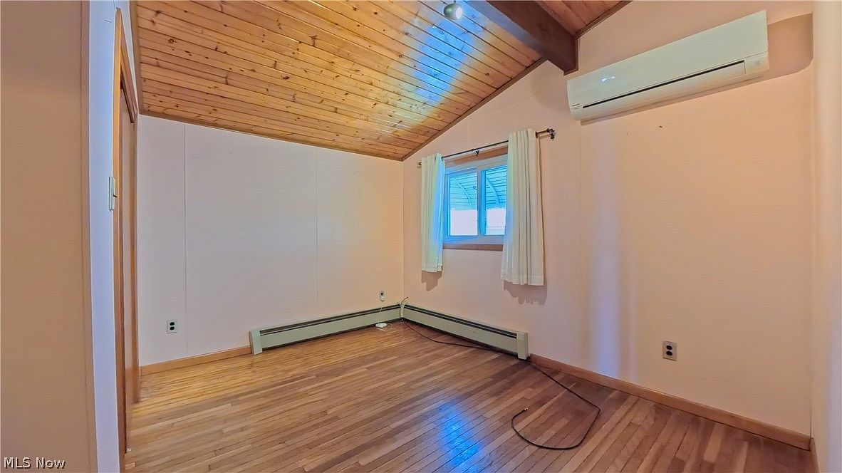 1212 Maine Blvd East Liverpool, OH 43920 | Single Family