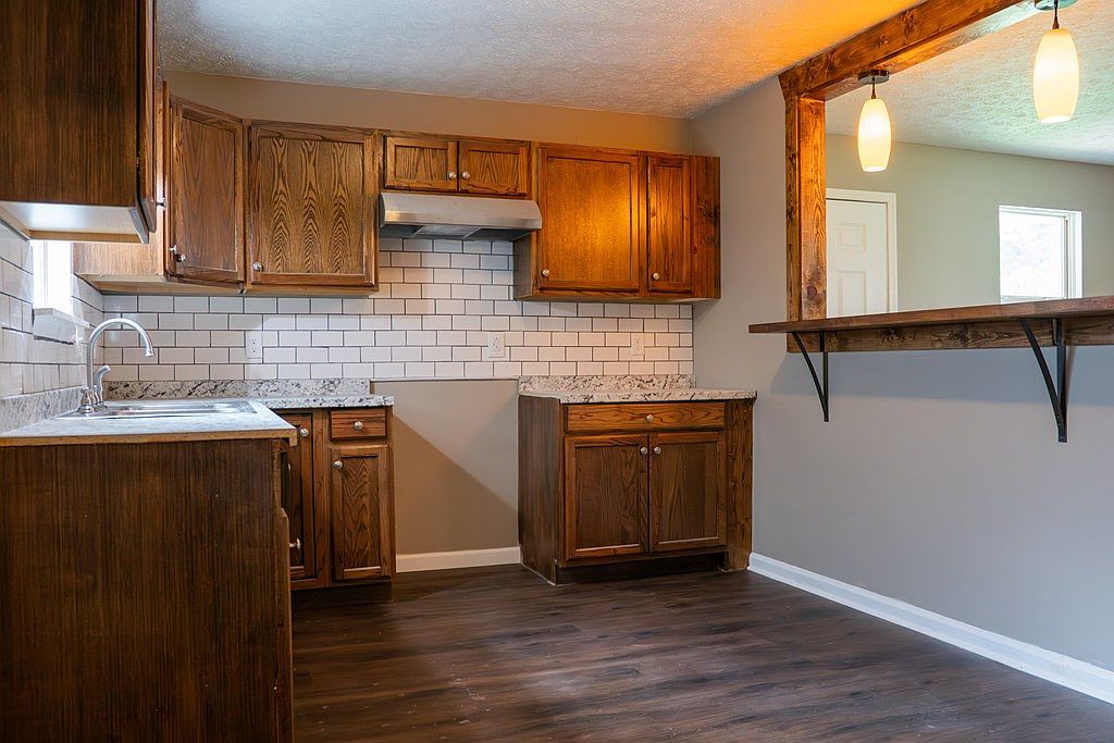 250 Mountain St Doyle, TN 38559  | Single Family