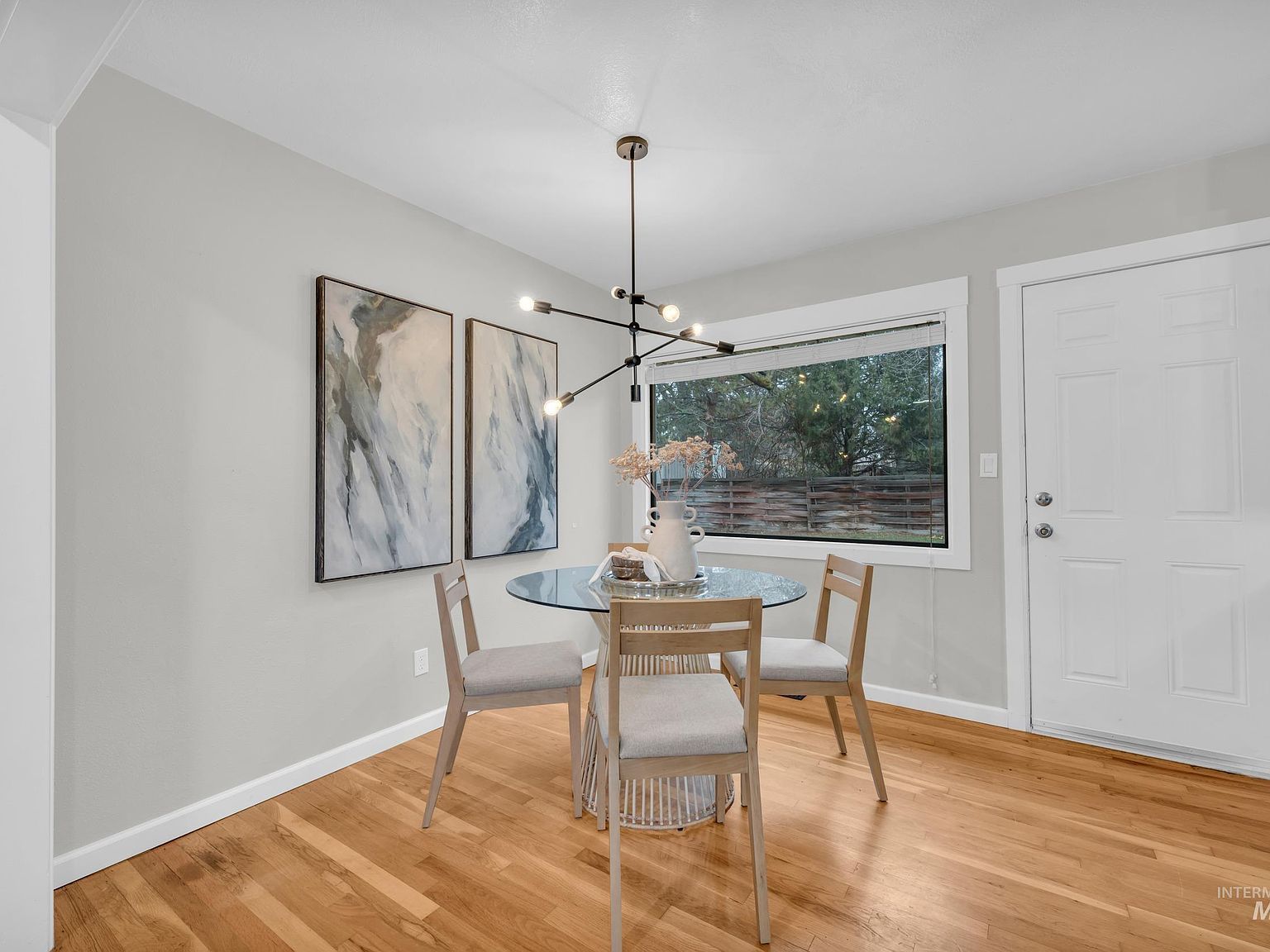 2908 S Meadowbrook Dr Boise, ID 83705  | Single Family