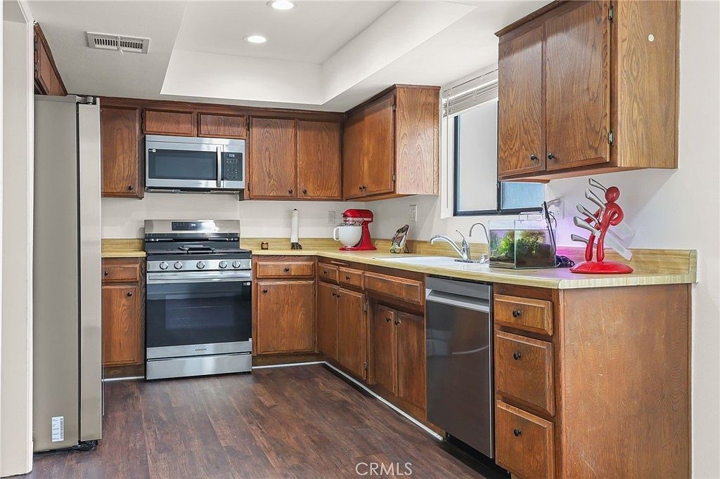 13243 Vanowen St North Hollywood, CA 91605 | New build