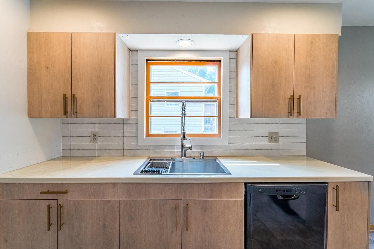 314 N 10th Ave Wausau, WI 54401  | Single Family