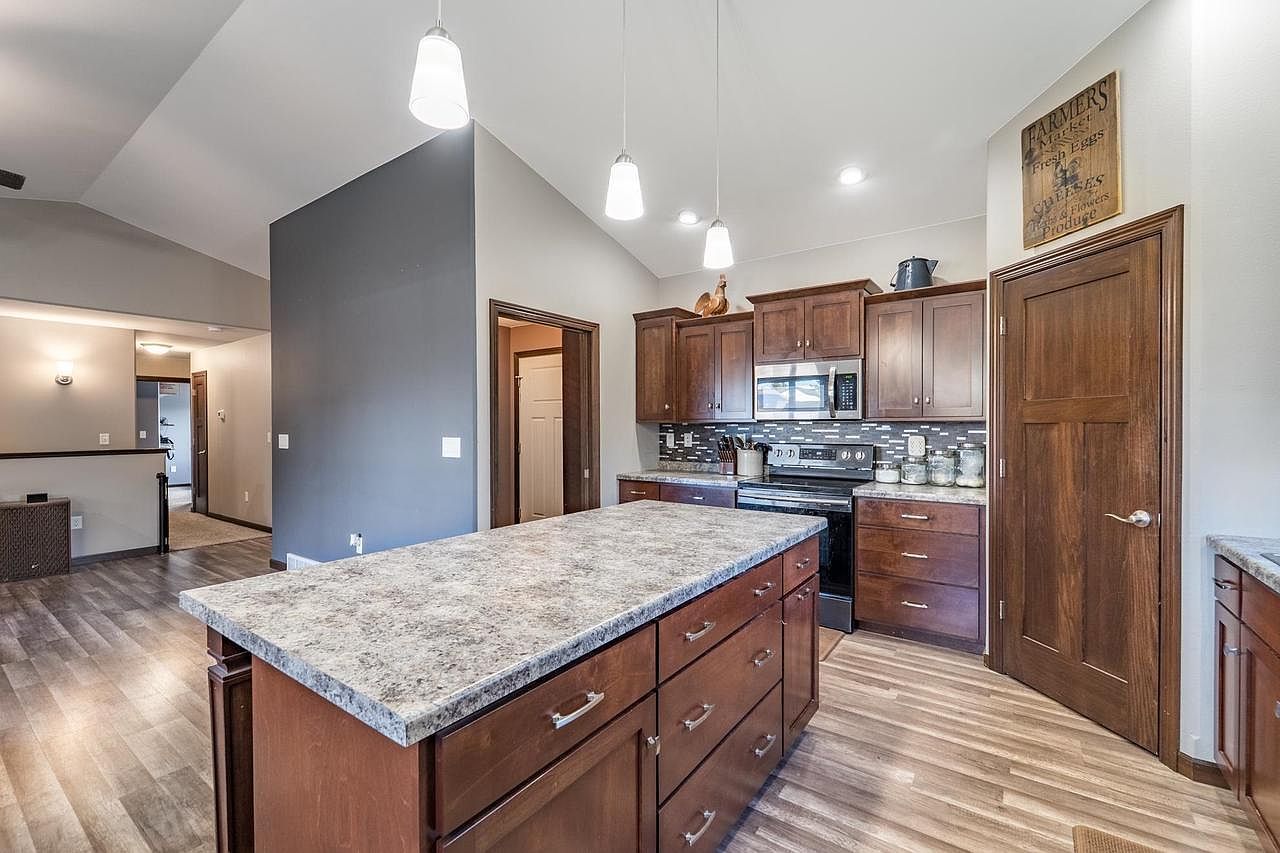 3006 Barclay Way Weston, WI 54476  | Single Family