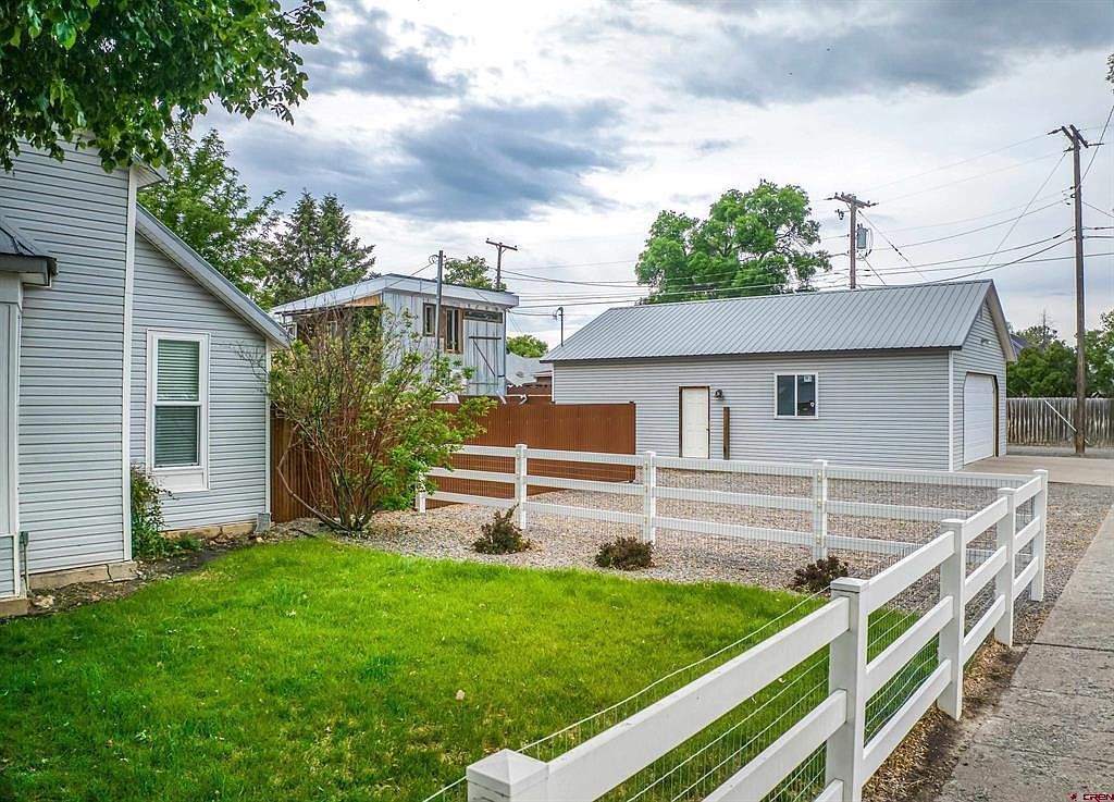 500 N 4th St Montrose, CO 81401  | Single Family