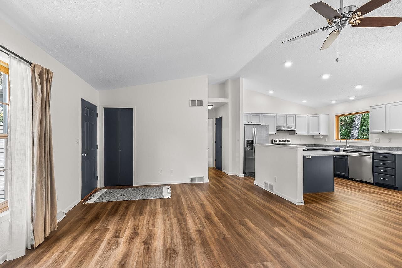 2201 W Breezewood Ct Plover, WI 54467 | Single Family