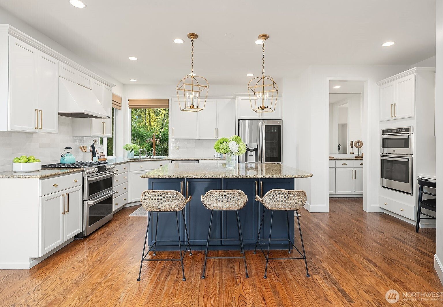 1111 272nd Pl SE Sammamish, WA 98075  | Single Family