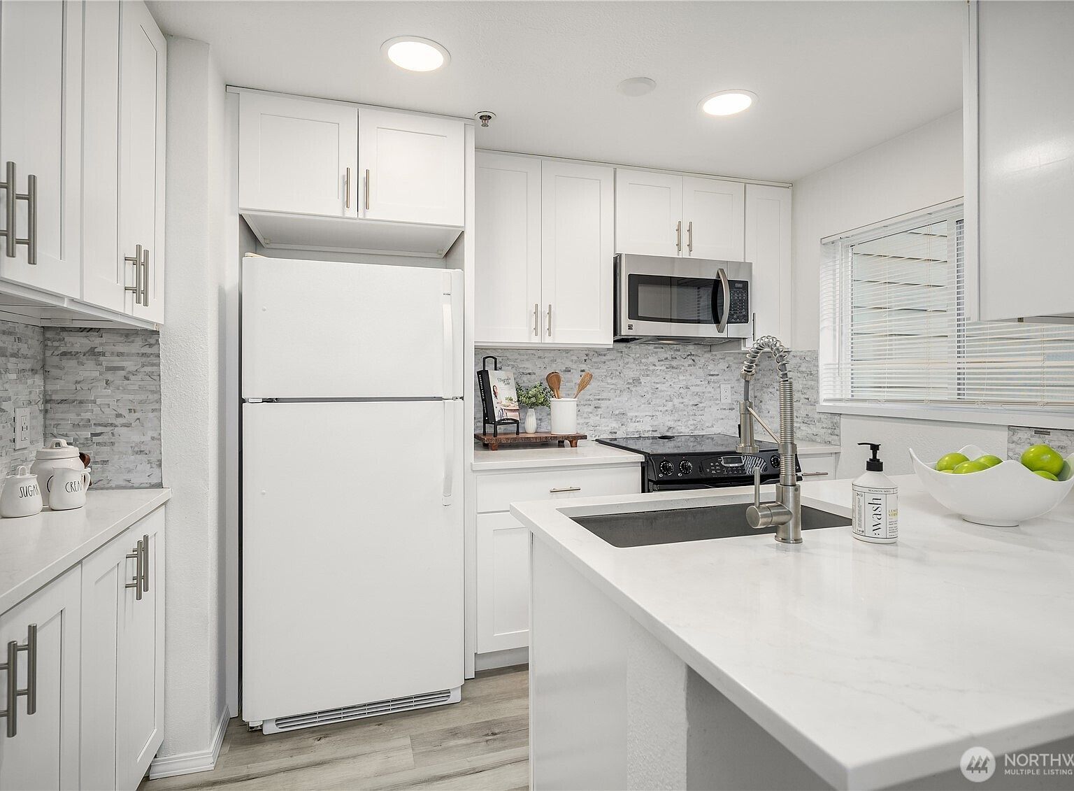 12602 109th Ct NE APT G201 Kirkland, WA 98034  | Condominium