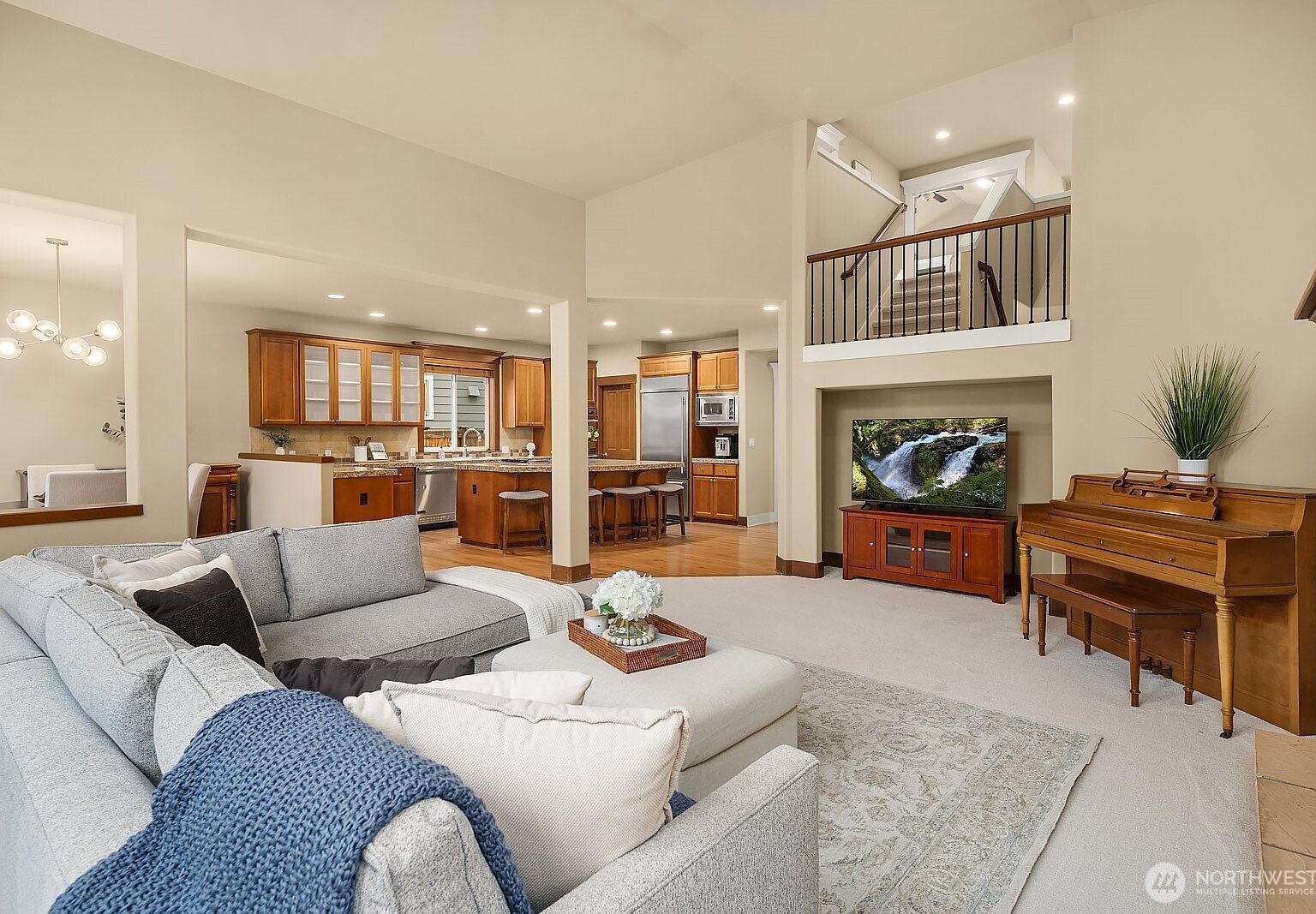 809 235th Ave NE Sammamish, WA 98074  | Single Family