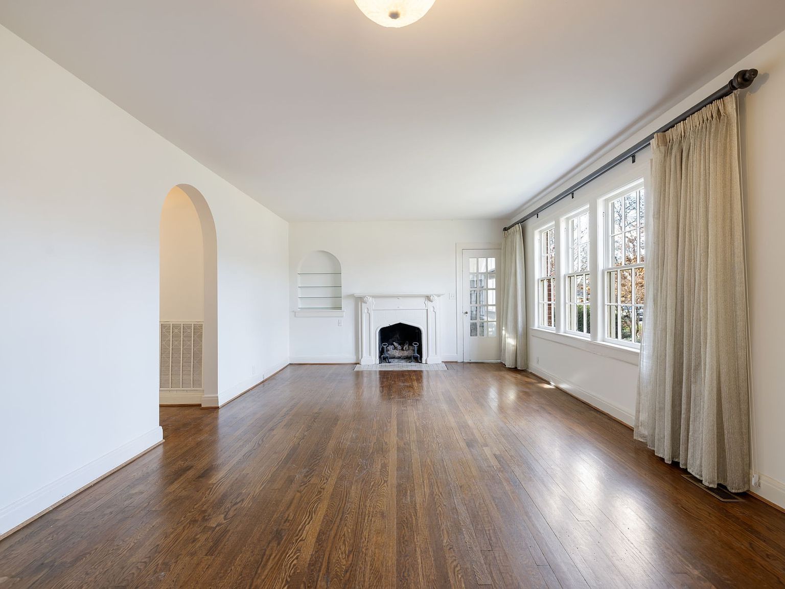 214 Lauderdale Rd Nashville, TN 37205  | Single Family