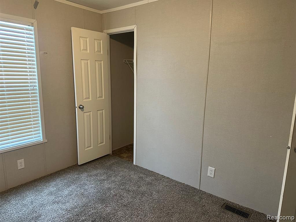 11 W Legrand Dr Howell, MI 48843  | New build