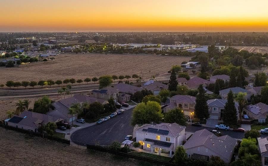 1051 N Coventry Ave Clovis, CA 93611 | Single Family