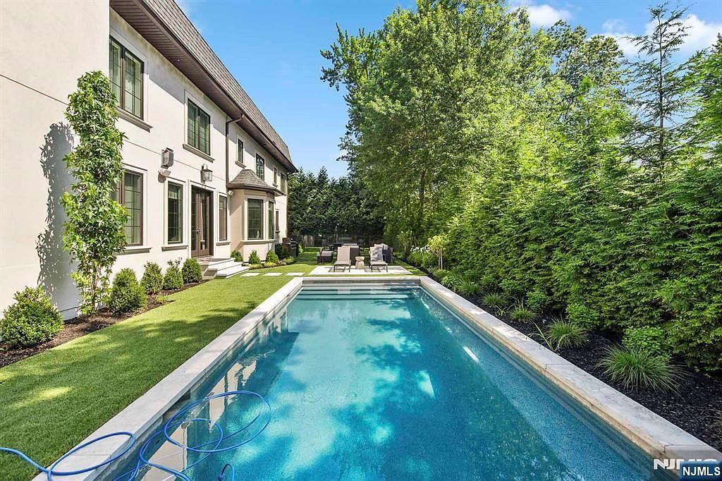 199 Whitman St Haworth, NJ 07641 | Single Family