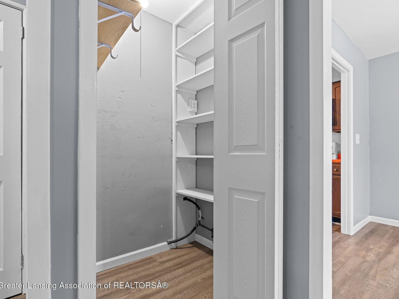 2101 Mary Ave Lansing, MI 48910 | Single Family