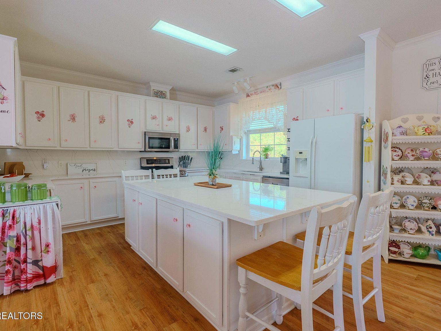 289 Carr Gap Rd Speedwell, TN 37870 | Single Family