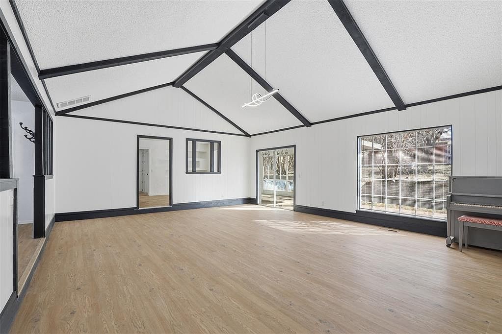 1212 Ridgecrest Rd Edmond, OK 73013  | Single Family