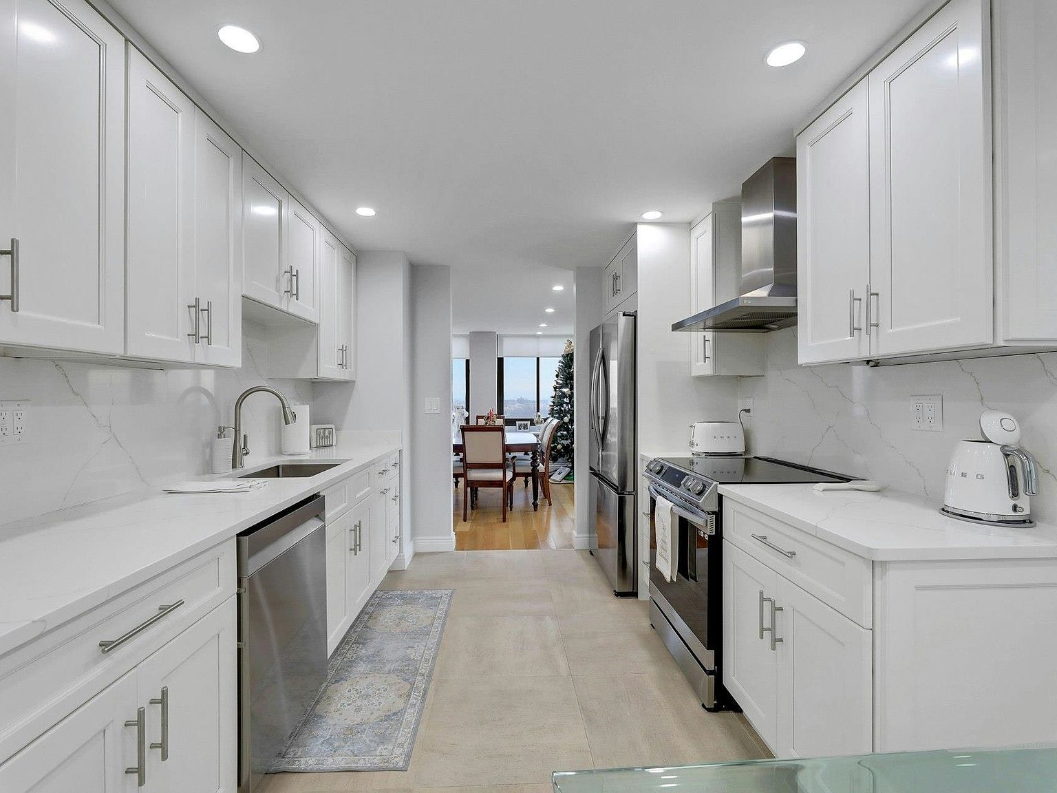 300 Winston Dr APT 910 Cliffside Park, NJ 07010  | Condominium