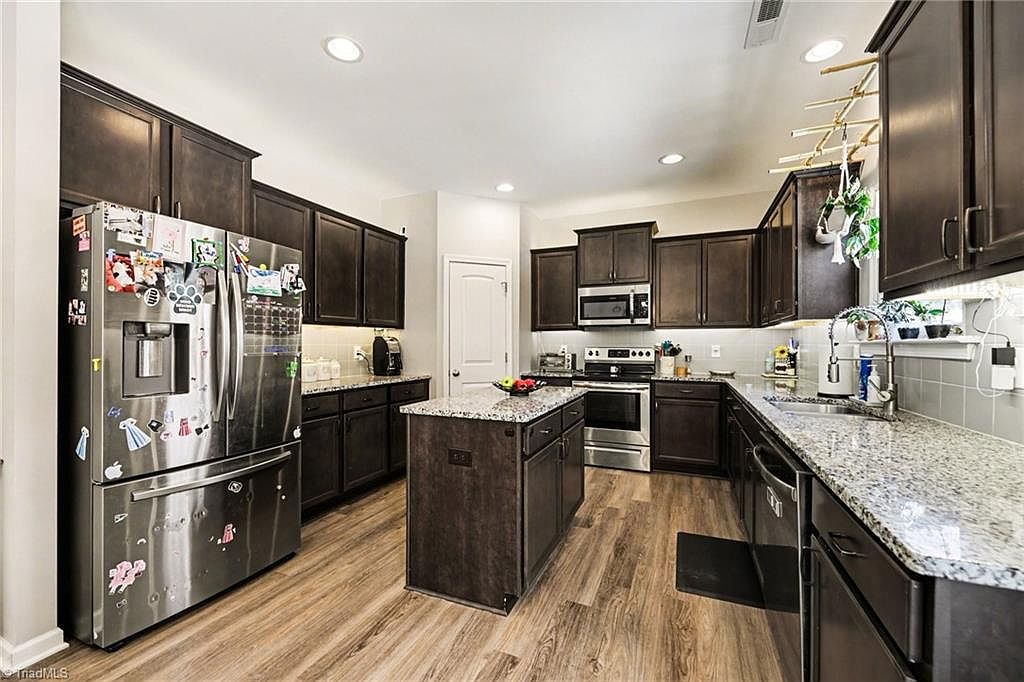 107 Charleston Ridge Dr Mocksville, NC 27028  | Single Family