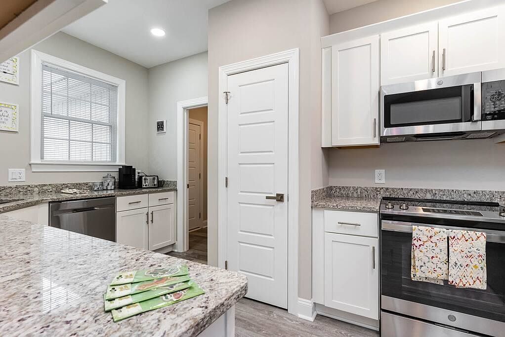 403 3rd Ave N Myrtle Beach, SC 29577  | Single Family