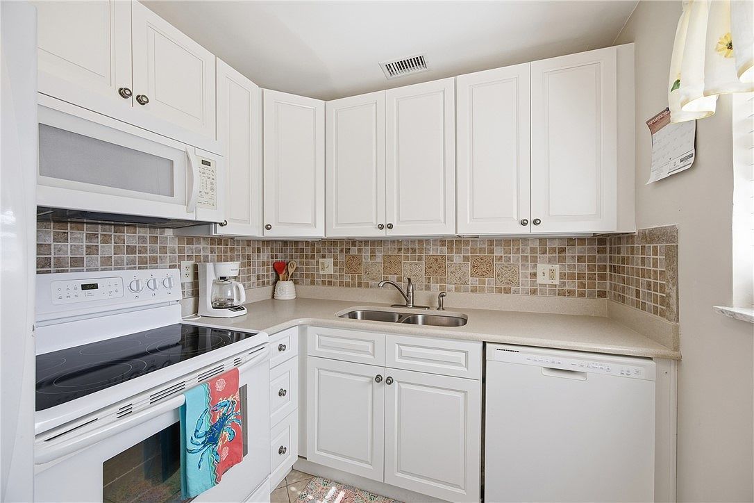 5400 Highway A1a APT I24 Vero Beach, FL 32963  | Condominium