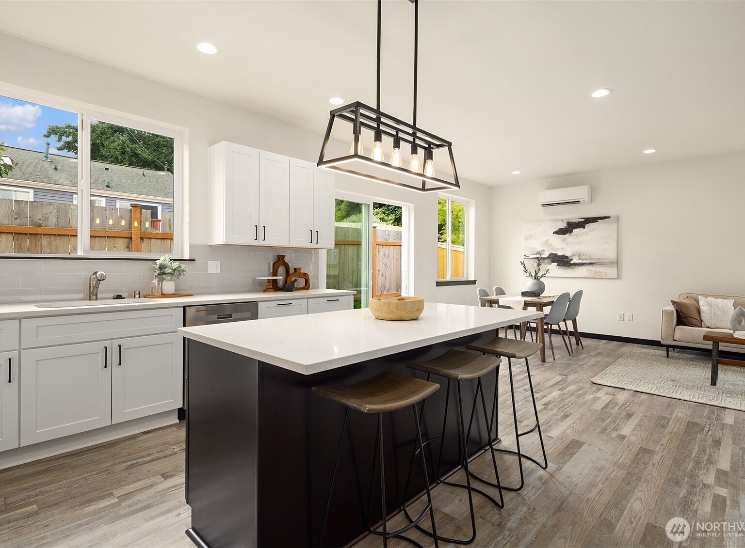 9245 SW Kelsey Ln Seattle, WA 98106 | Single Family