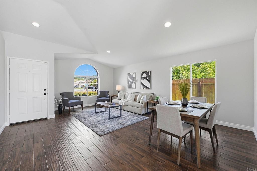 3397 Redwing Dr Oceanside, CA 92058 | Single Family