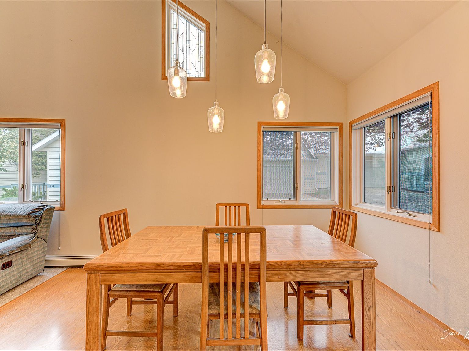 719 N Davis St Helena, MT 59601  | Condominium