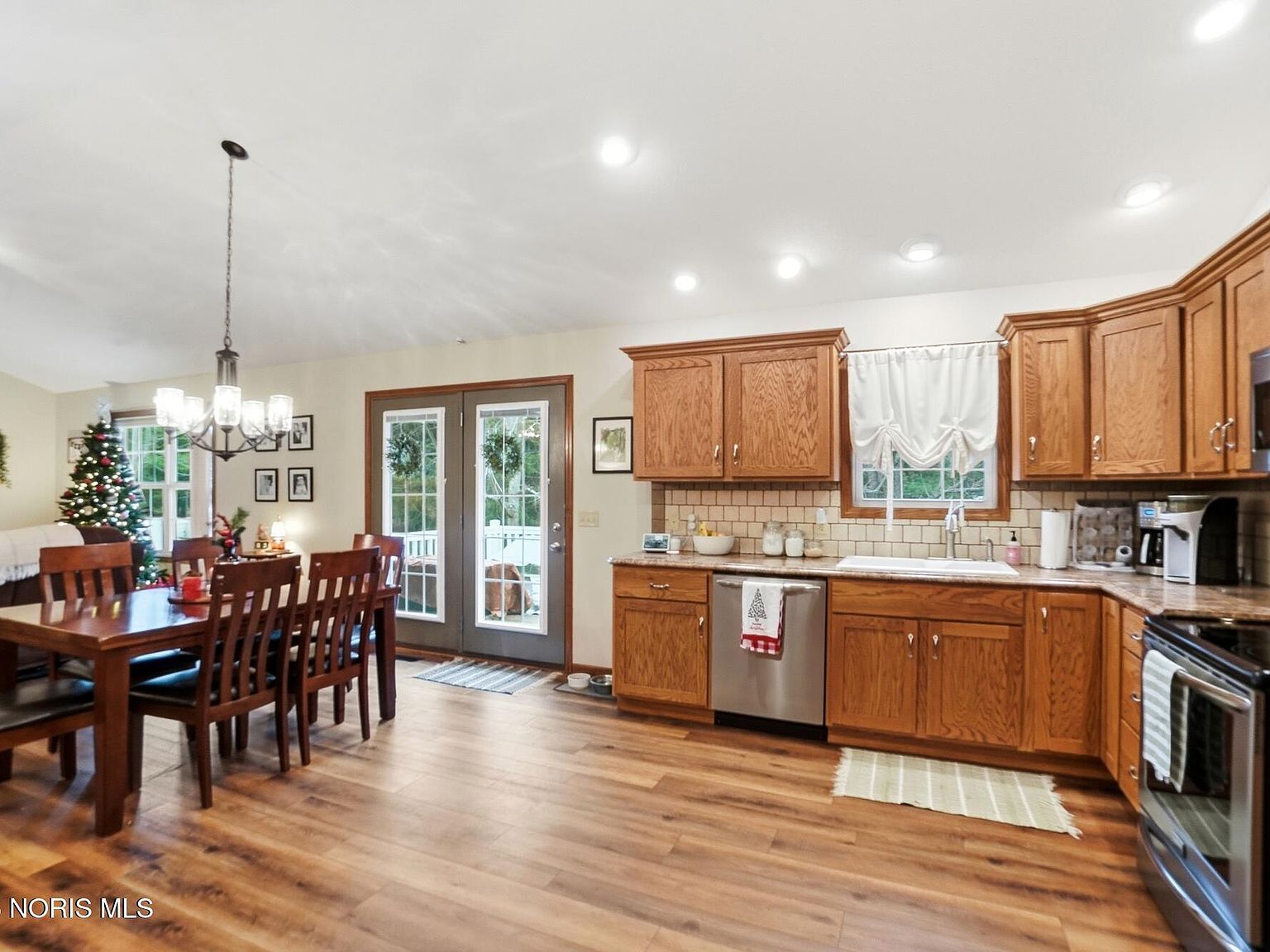 239 Thimbleberry Dr Findlay, OH 45840 | Single Family