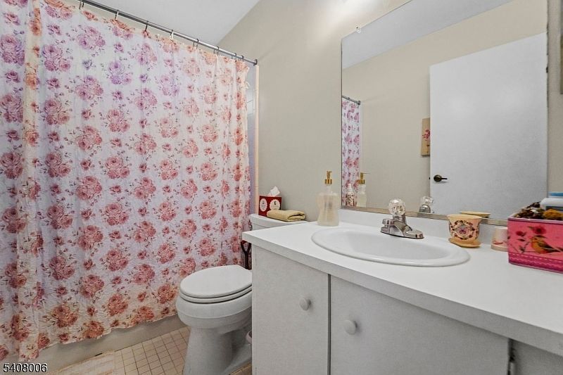 7 Woodstock Ln Manchester, NJ 08759  | Single Family