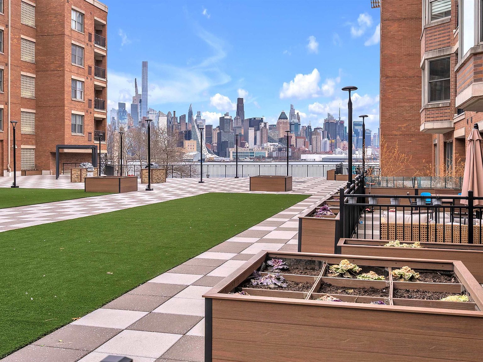 22 Avenue At Port Imperial APT 109 West New York, NJ 07093  | Condominium