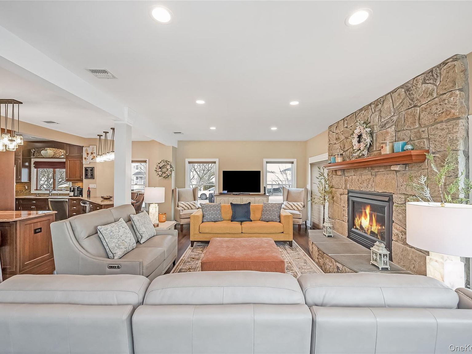 120 Neptune Pl Massapequa, NY 11758 | Single Family