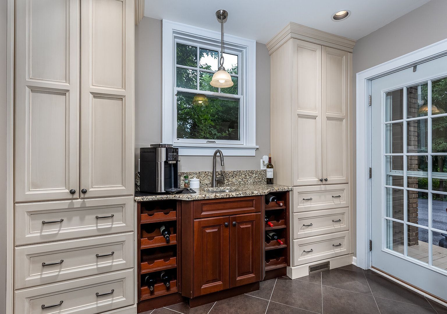 436 Park Ave Ottawa, IL 61350  | Single Family