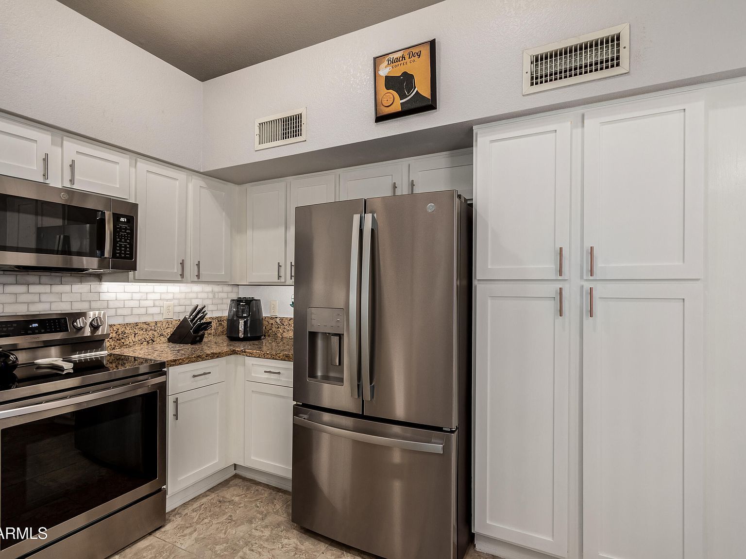 2348 W Comstock Dr Chandler, AZ 85224  | New build