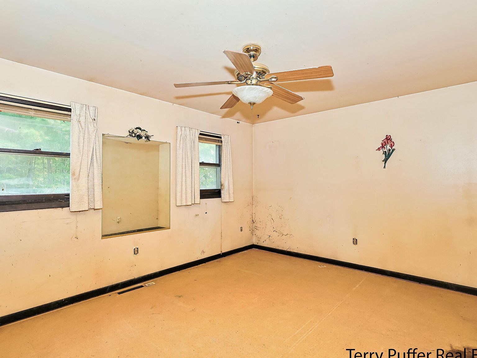 3285 4th St Twin Lake, MI 49457  | Single Family