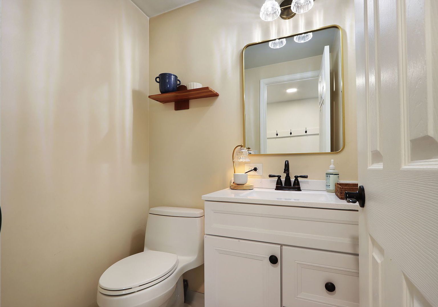 1125 Garfield Ave Libertyville, IL 60048  | Single Family