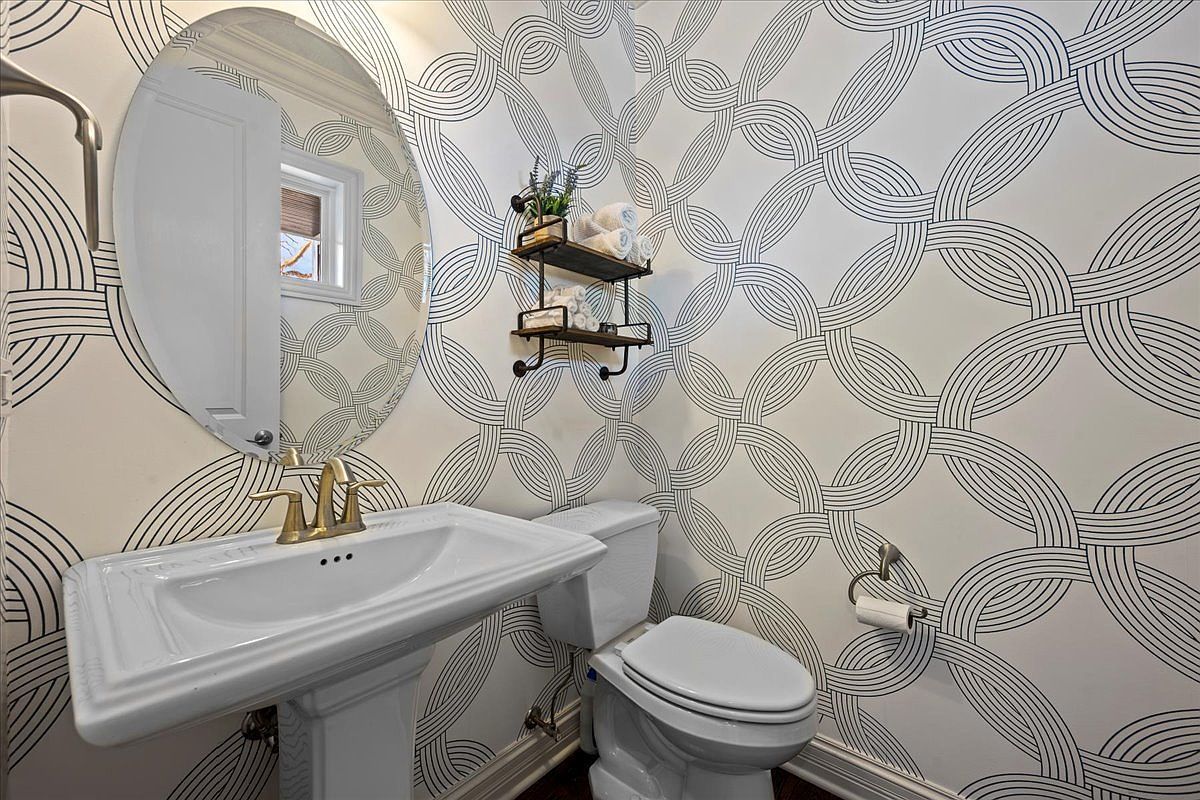 995 Harvard Ct Highland Park, IL 60035  | Single Family