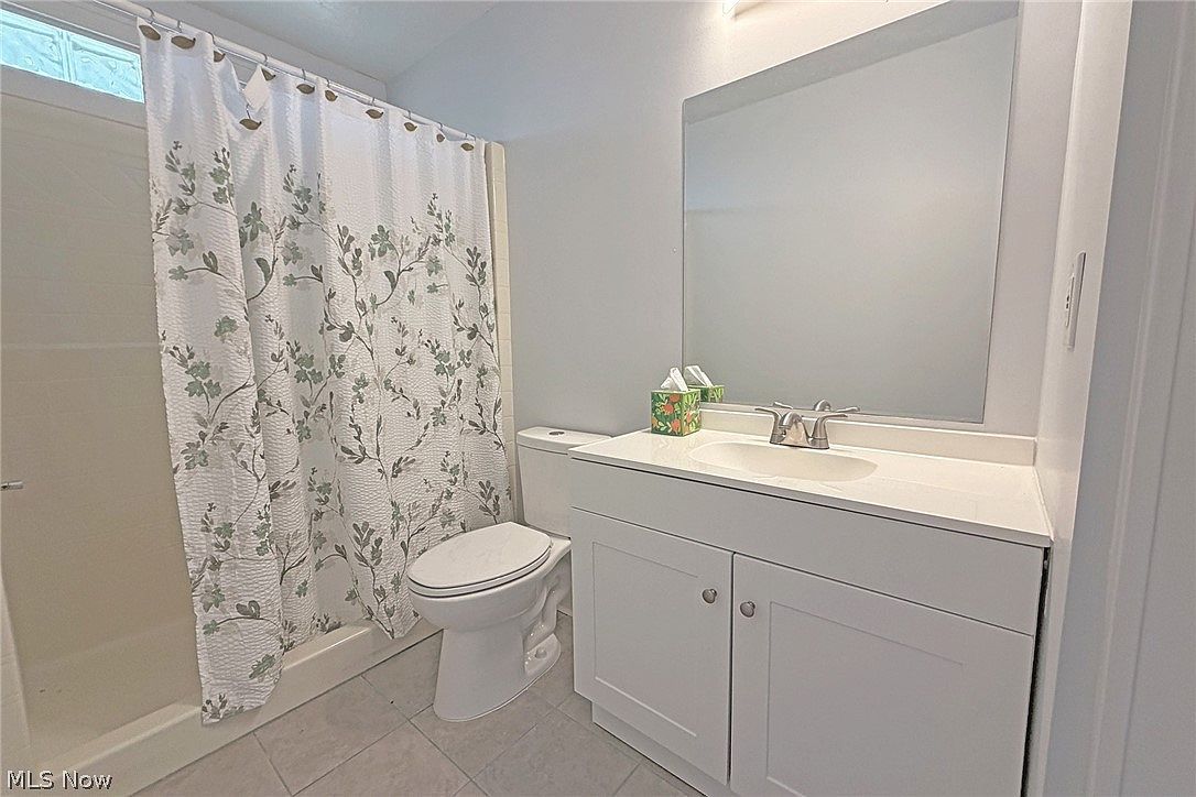 211 Orchard Ln Kelleys Island, OH 43438  | Single Family