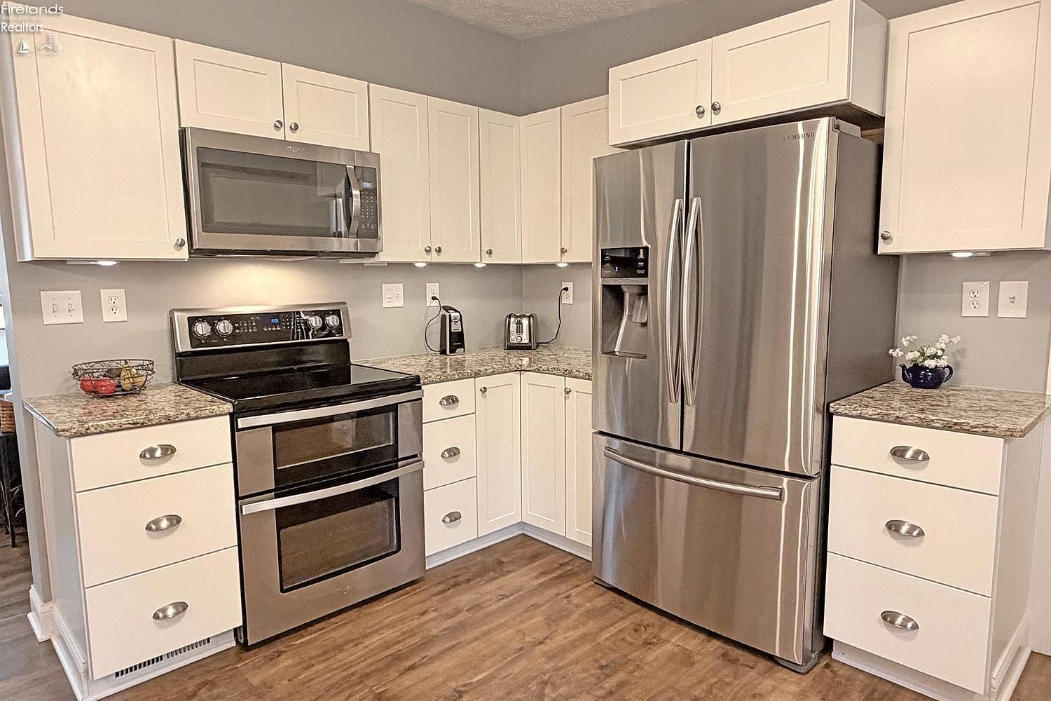 110 Pickerel Dr Kelleys Island, OH 43438  | Single Family