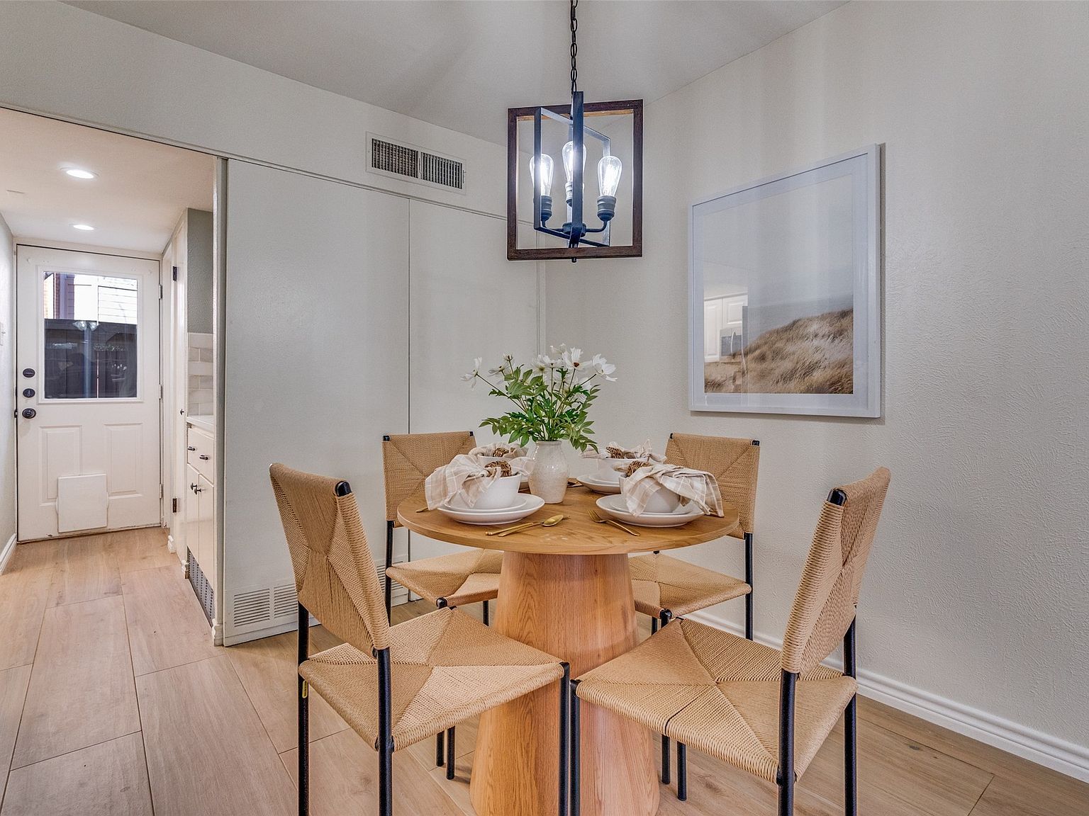 3623 Hawthorne Ave Dallas, TX 75219  | Condominium