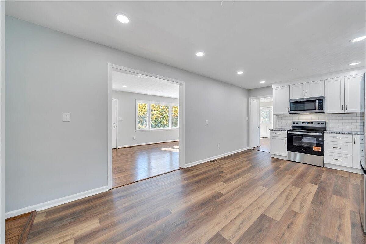 1175 3rd St Blue Ridge, VA 24064  | Single Family