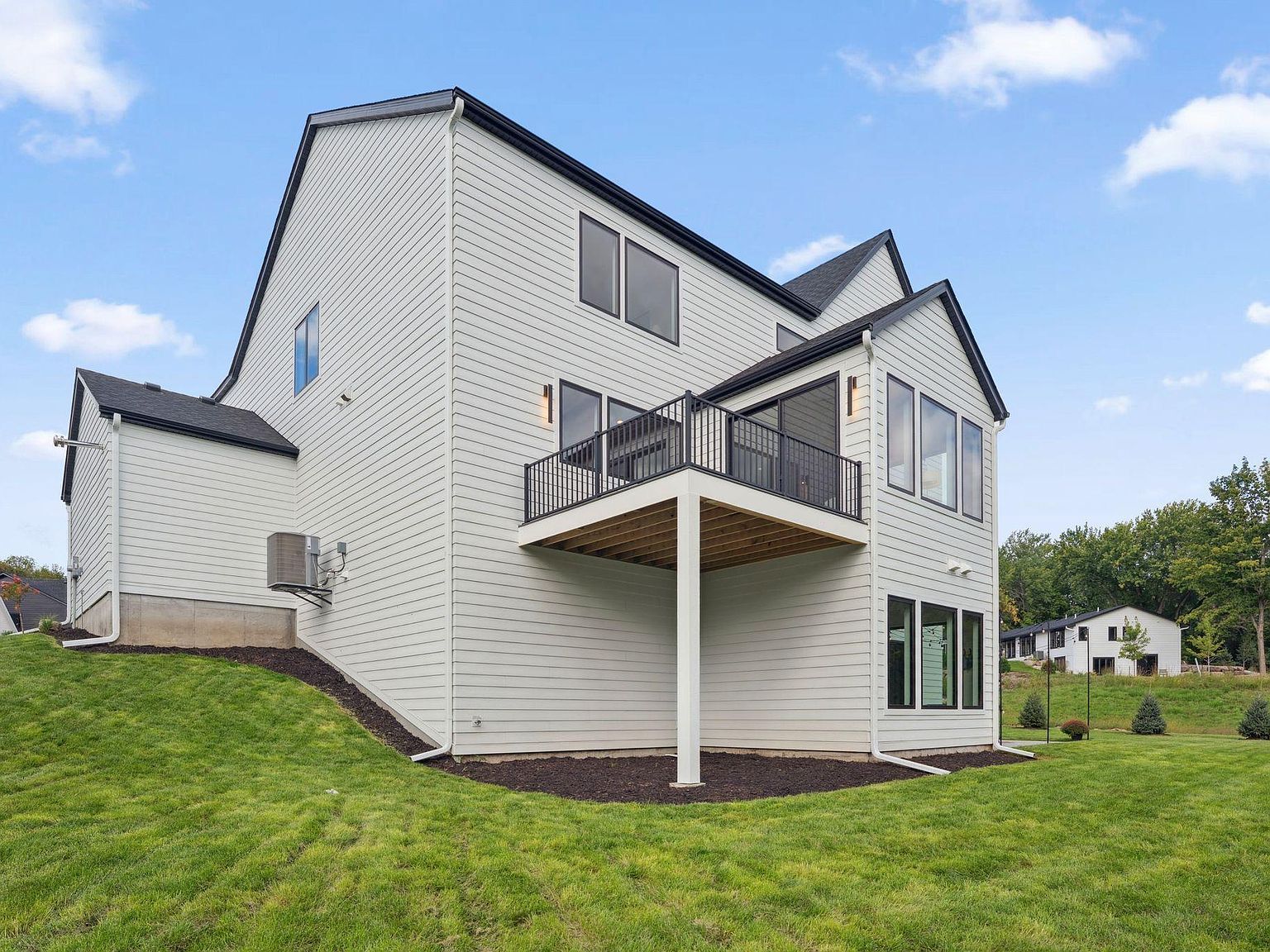 705 Ensconced Way Chaska, MN 55318  | Single Family