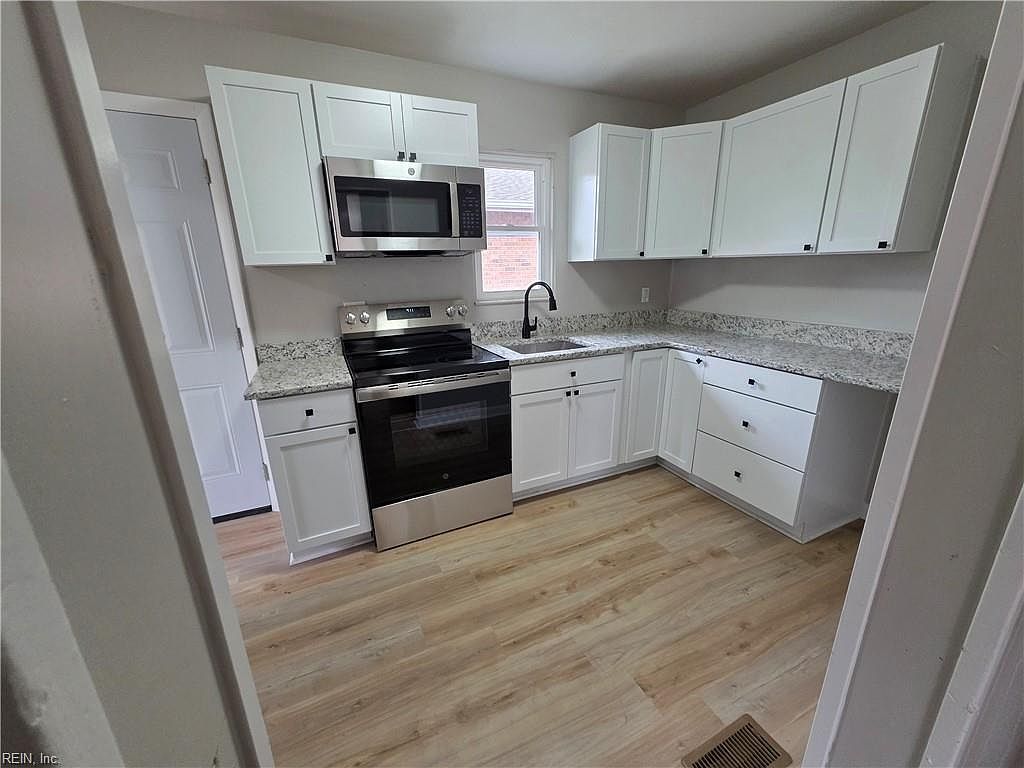 1030 Hampton Ave Newport News, VA 23607 | Single Family