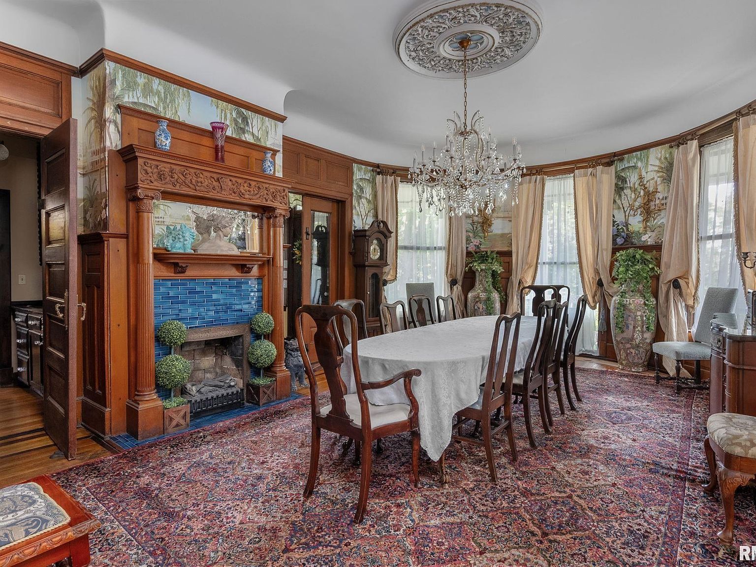 817 W 7th St Davenport, IA 52802  | Single Family