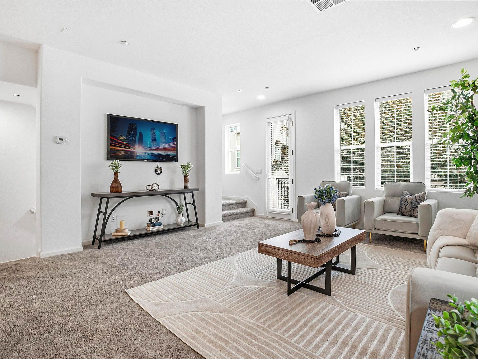 2833 Alnwick Ave UNIT 7 Livermore, CA 94551  | Condominium