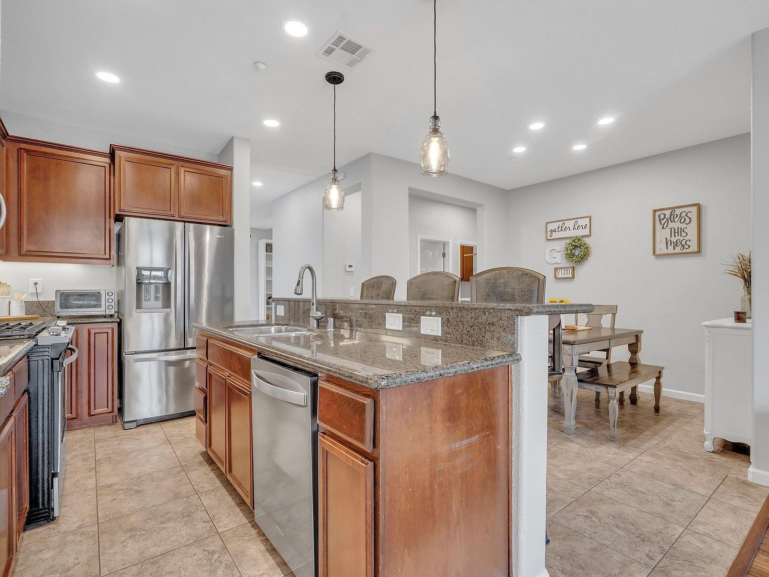 71 Safflower Ct Oakley, CA 94561  | Single Family