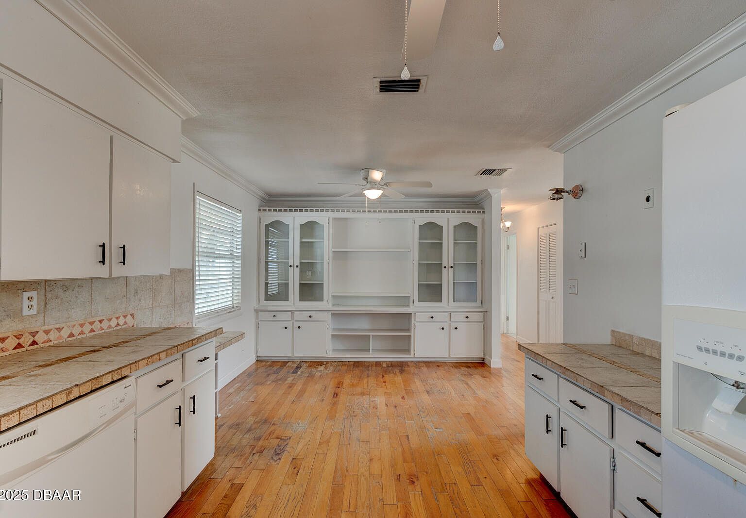 922 Locust St New Smyrna Beach, FL 32169  | Single Family