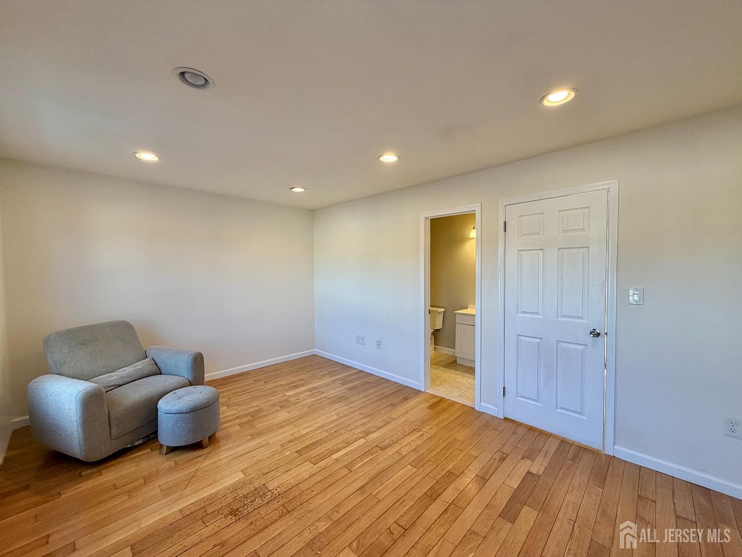 1 Gwizdak Ct Sayreville, NJ 08872  | New build