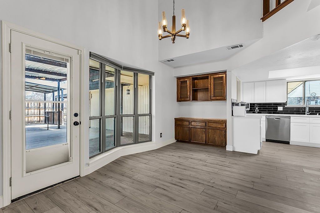 709 Royal Oaks Dr Garland, TX 75040  | Single Family