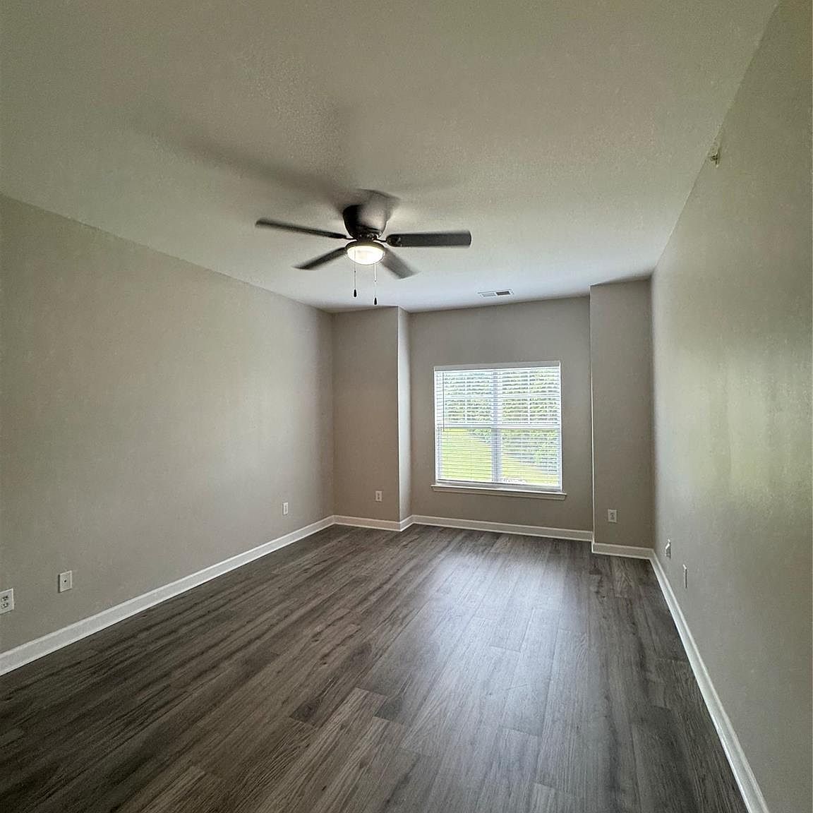 10676 Hill Point Ct Charlotte, NC 28262 | Condominium